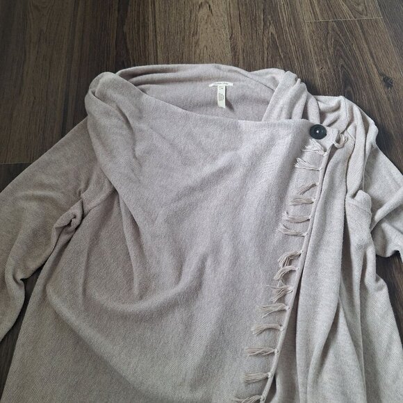 💙 Matilda Jane Tan Asymmetrical Fringe Western Cozy Mid Thickness Wrap Shawl Ca - Picture 6 of 9